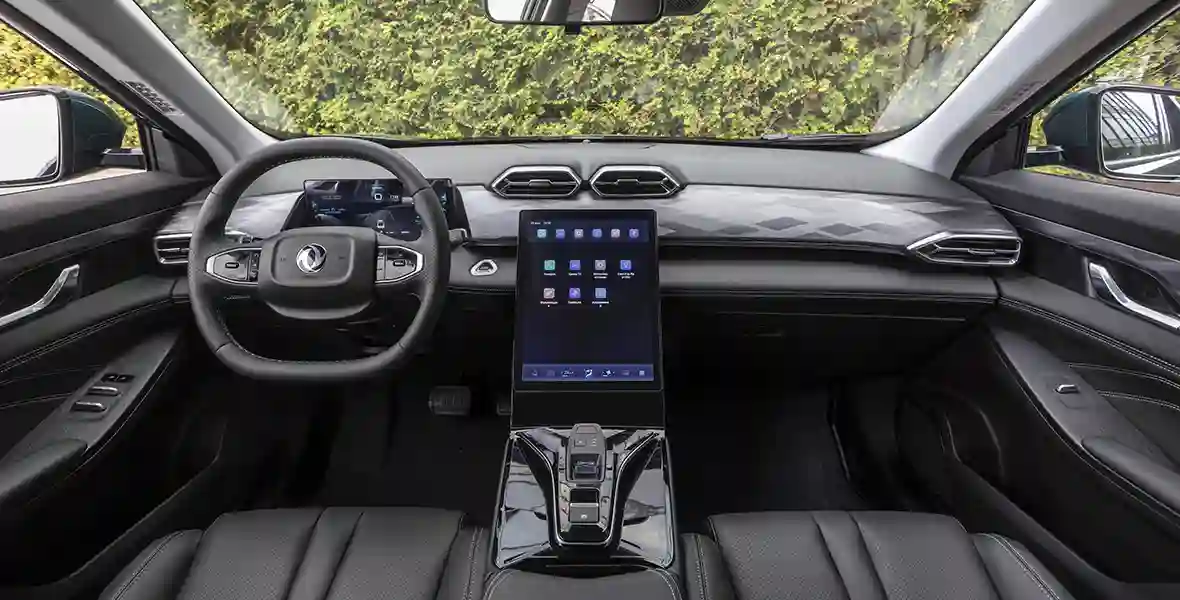 Новость DONGFENG (DONGFENG объявляет цену и старт продаж в России нового городского кроссовера DONGFENG MAGE) 